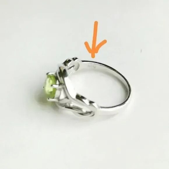 Sterling silver Peridot gemstone ring eternity knot size 7 🆕 - Picture 3 of 5